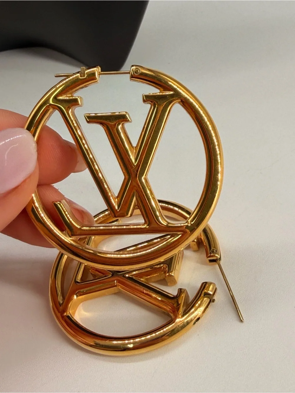 Louis Vuitton Louise Hoop Earrings Gold